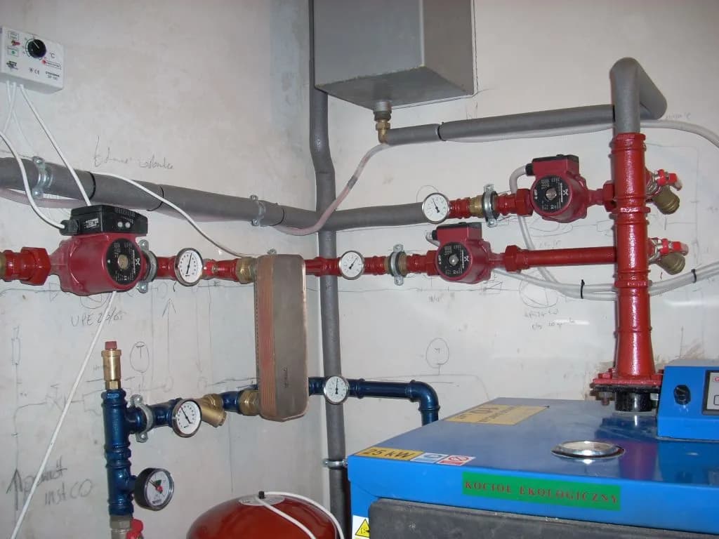 Jak bez błędu dobrać wymiennik płytowy do pompy ciepła – prosty poradnik